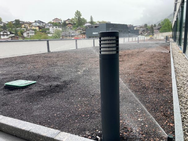 Dachterrasse braucht durch geringen Aufbau meist mehr Wasser